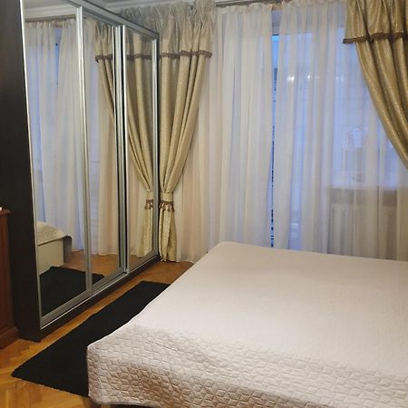 Затишна квартира в Луцьку Екстериор снимка