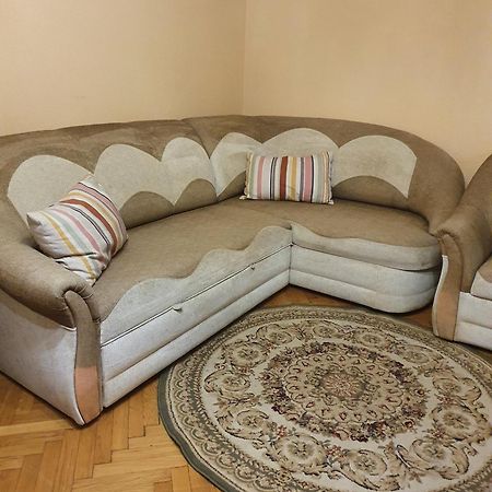 Затишна квартира в Луцьку Екстериор снимка
